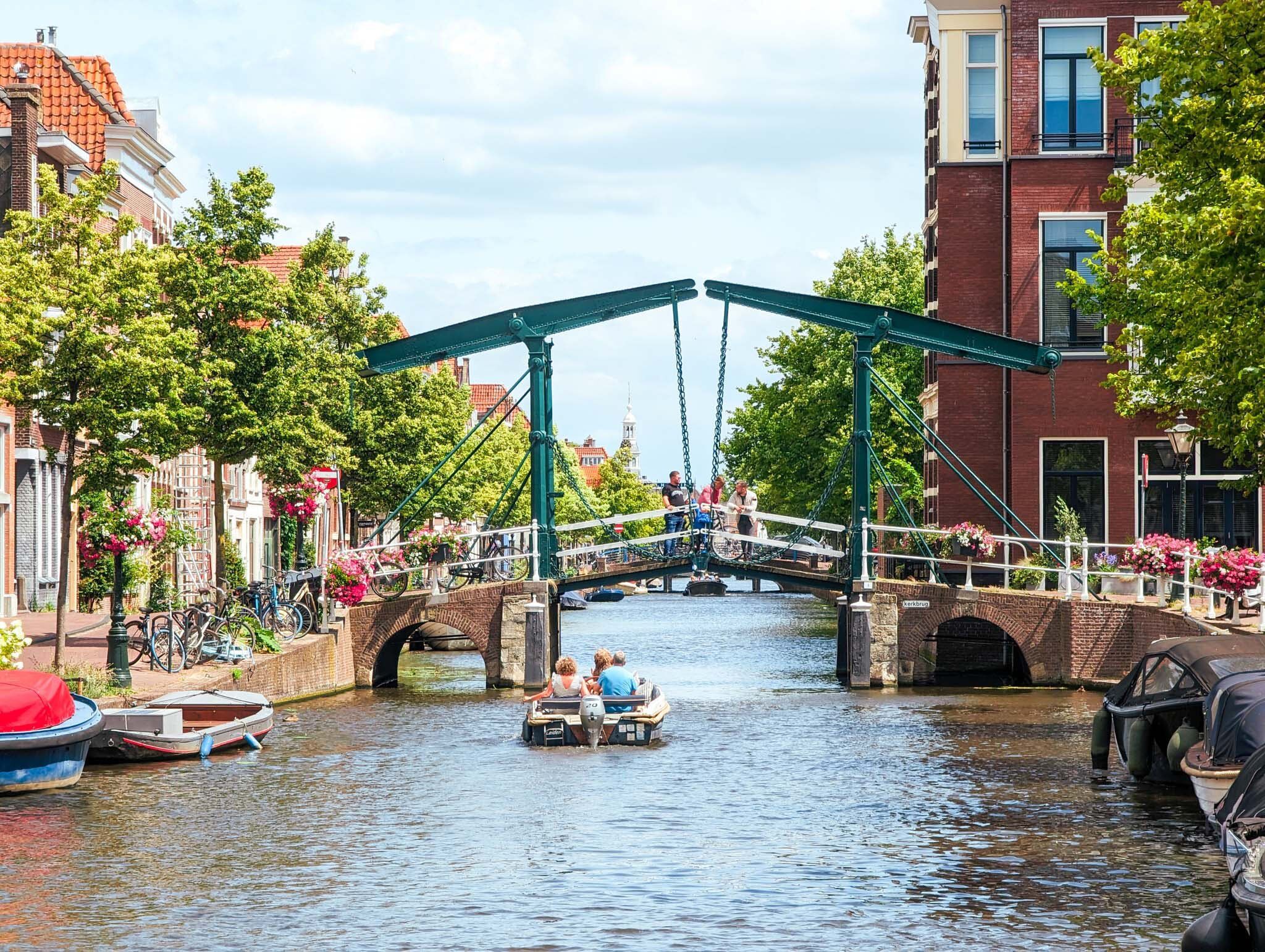 Leiden- perfect day trip destination from Amsterdam